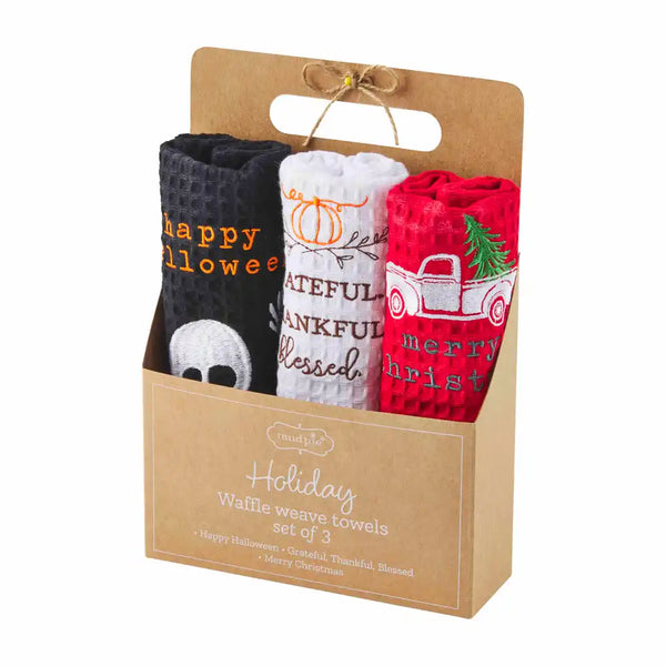 Holiday Towel Set by MudPie
